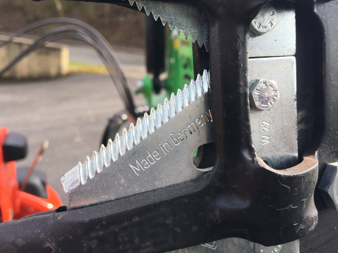 Frontoni Fly120 1.2m Tractor Mounted PTO Hedge Cutter Flails UK